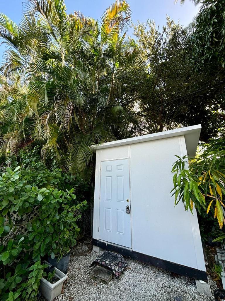 Quiet & Centrally Located House - Private Parking, Laundry And Storage For Luggage Miami Exterior foto